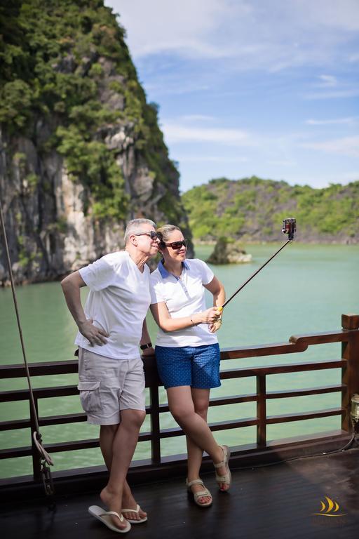 Pelican Classic Cruise Ha Long Bagian luar foto