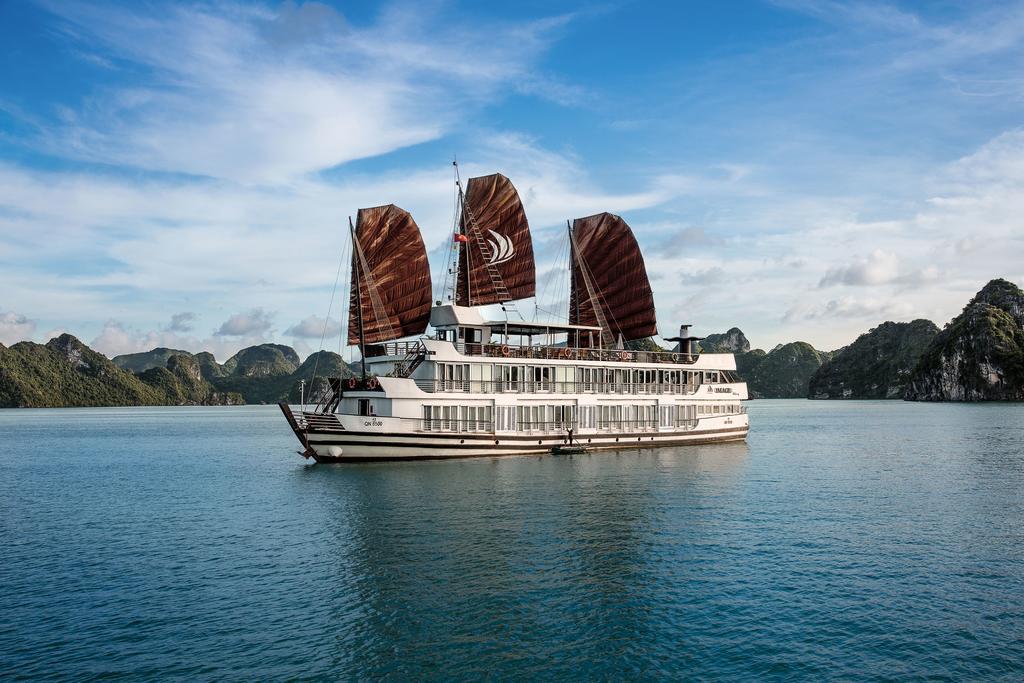 Pelican Classic Cruise Ha Long Bagian luar foto